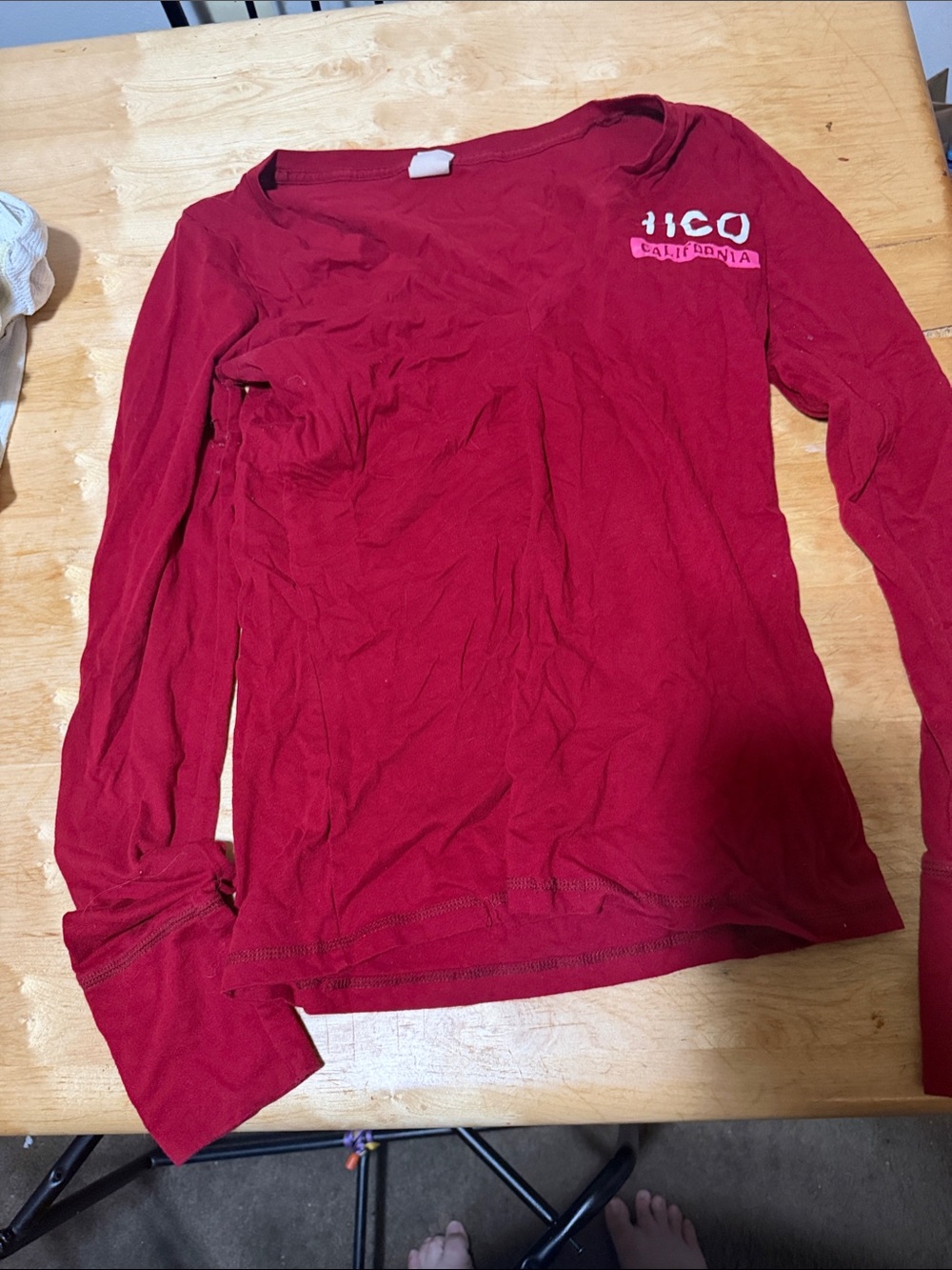 Hollister Girls Long-Sleeve Graphic Tee - Red